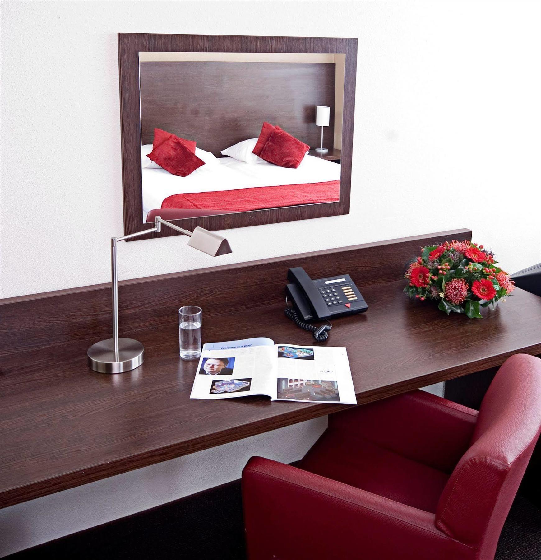 Best Western Amsterdam Exterior photo