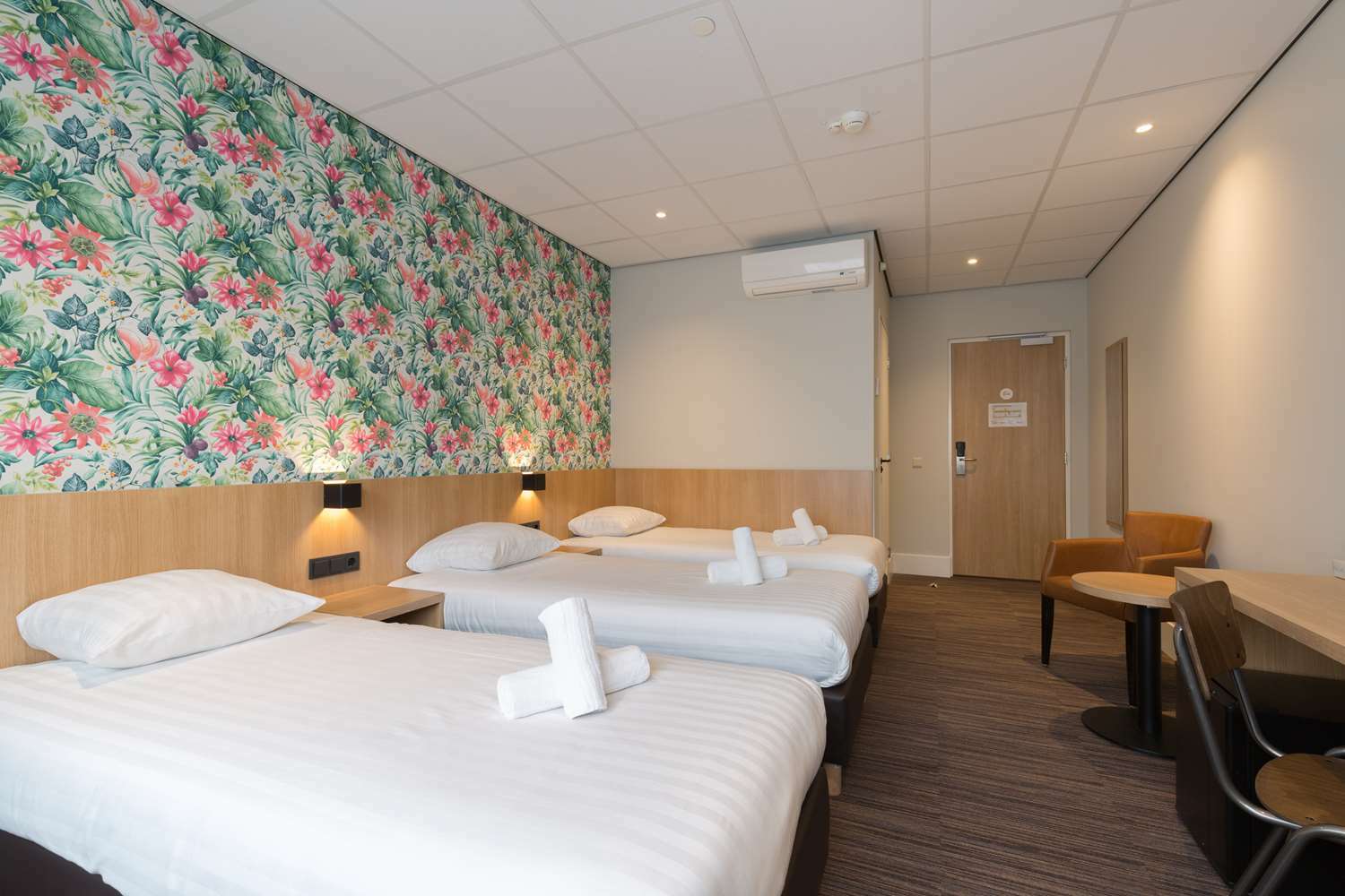 Best Western Amsterdam Exterior photo